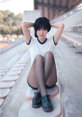 年轻的嫂子免费
