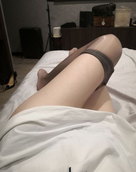 裙子下面的野兽