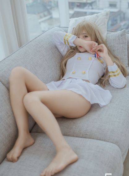 一边亲一面摸下奶53分钟